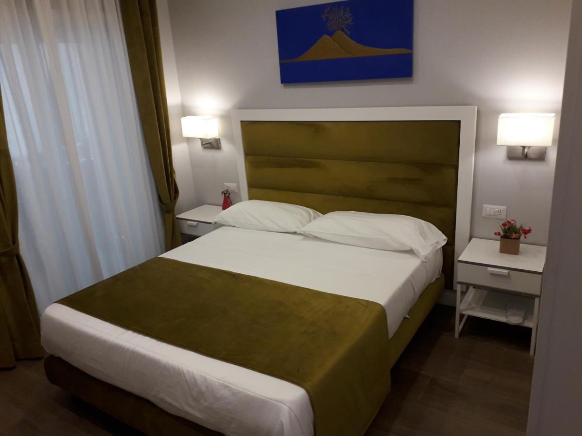 Gea Suite Неаполь Екстер'єр фото