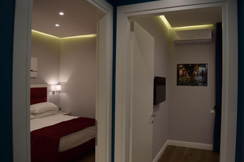 Gea Suite Неаполь Екстер'єр фото