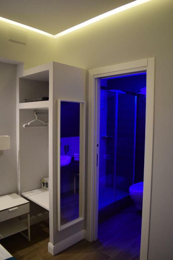 Gea Suite Неаполь Екстер'єр фото
